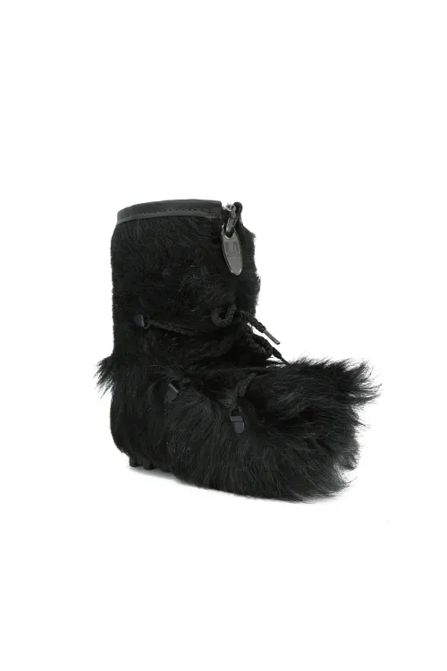 Black Cow fur baby boots - Blizzard | Babies | BILODEAU Canada