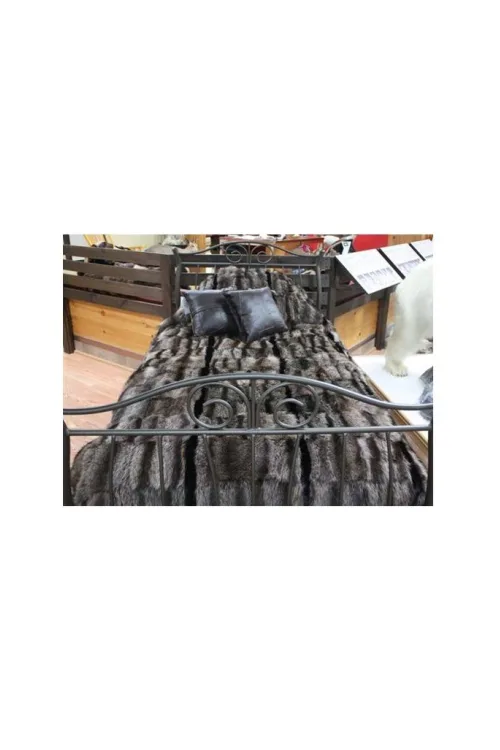 Bedspread - Raccoon fur | Decorative accessories | BILODEAU Canada