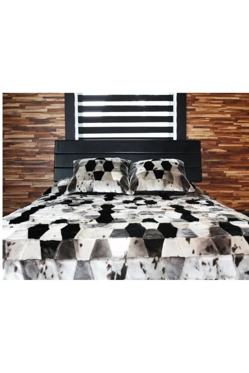 Bedspread - Seal fur | Decorative accessories | BILODEAU Canada