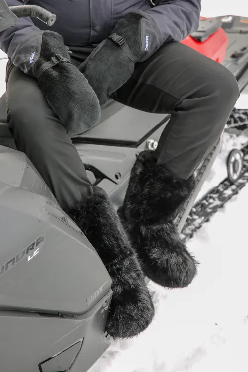 Bottes en fourrure de Castor noir - Sans zip - Nakiuk régulière | Femmes/Hommes | BILODEAU Canada