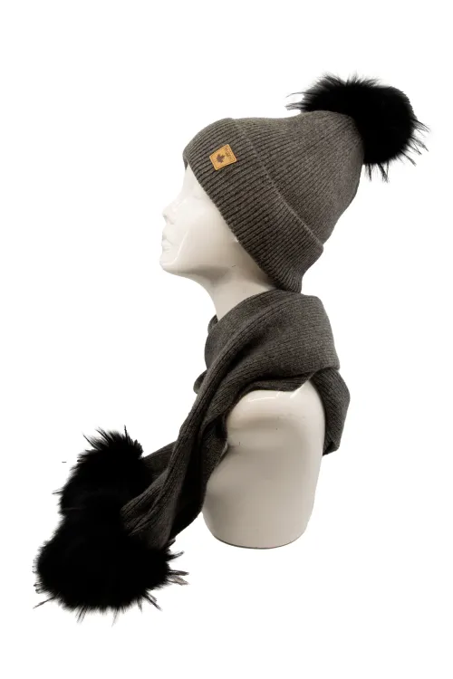 *Nouveauté* - Ensemble Boston - Tuque et foulard avec pompons | Tuques | BILODEAU Canada