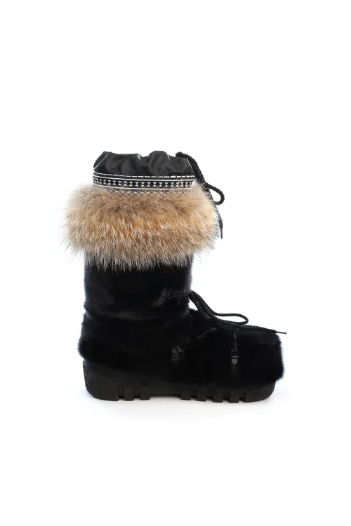 Bottes en fourrure de Loup Marin noir - Mukluks | Bottes d'hiver - Bottes de plein air | BILODEAU Canada